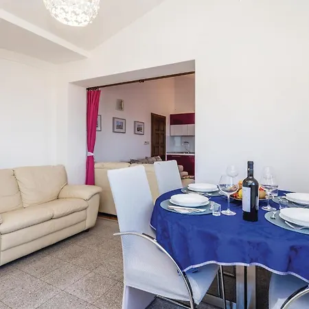 Holiday home Amazing In With Wifi Marcelji