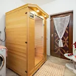 Gorgeous In With Sauna Prázdninový dům Marčelji